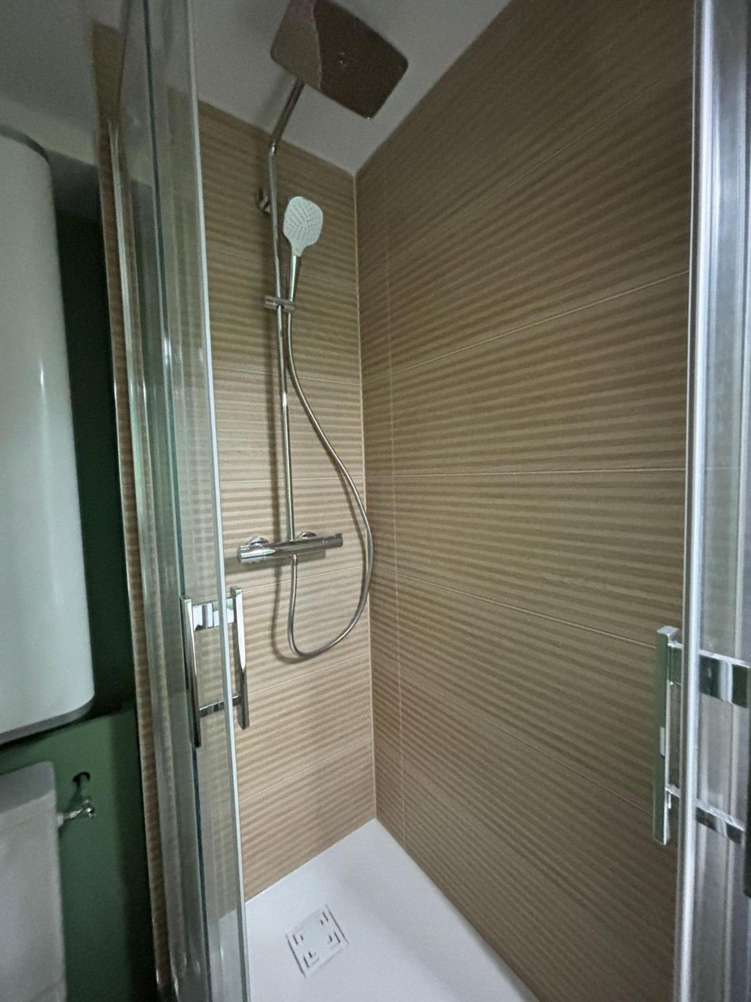 L'ecuyere - T2 - Hypercentre - Balcon Apartment *